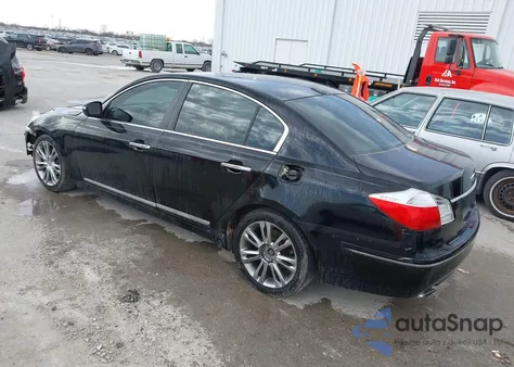 2011 Hyundai Genesis 4.6 from USA, damaged, VIN KMHGC4DF3BU115100